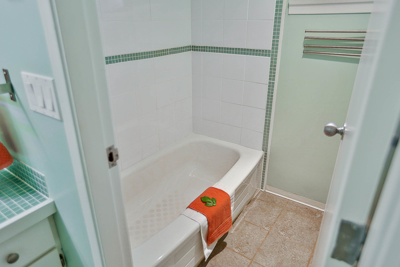 2229-Oak-Street-Vancouver-32 at 2229 Oak Street, Fairview VW, Vancouver West