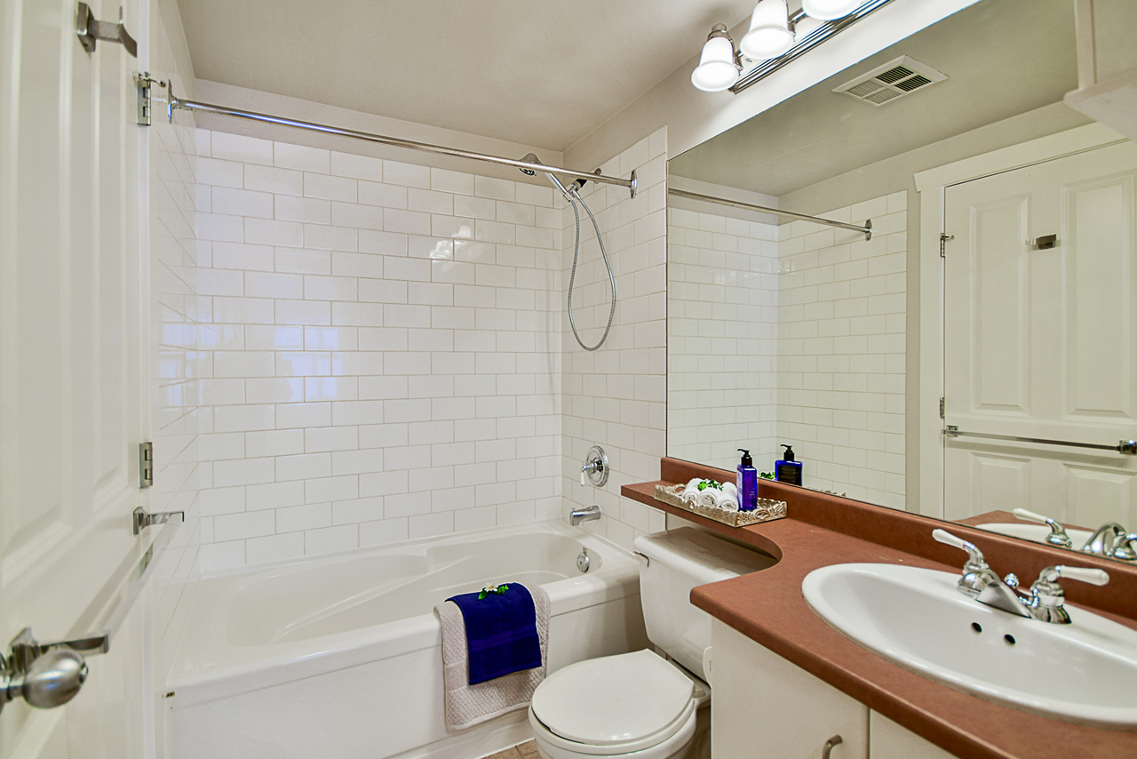 Unit-135-15-Sixth-Avenue-16.jpeg at 135 - 15 Sixth Avenue, GlenBrooke North, New Westminster