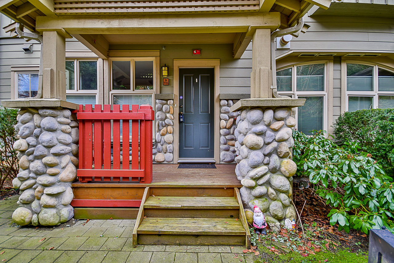 Unit-135-15-Sixth-Avenue-2.jpeg at 135 - 15 Sixth Avenue, GlenBrooke North, New Westminster