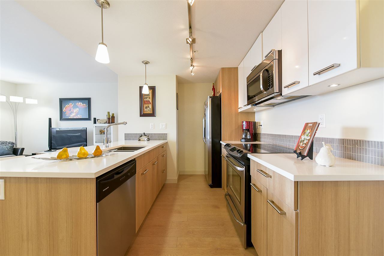 2214-kelly-avenue-central-pt-coquitlam-port-coquitlam-04 at 207 - 2214 Kelly Avenue, Central Pt Coquitlam, Port Coquitlam