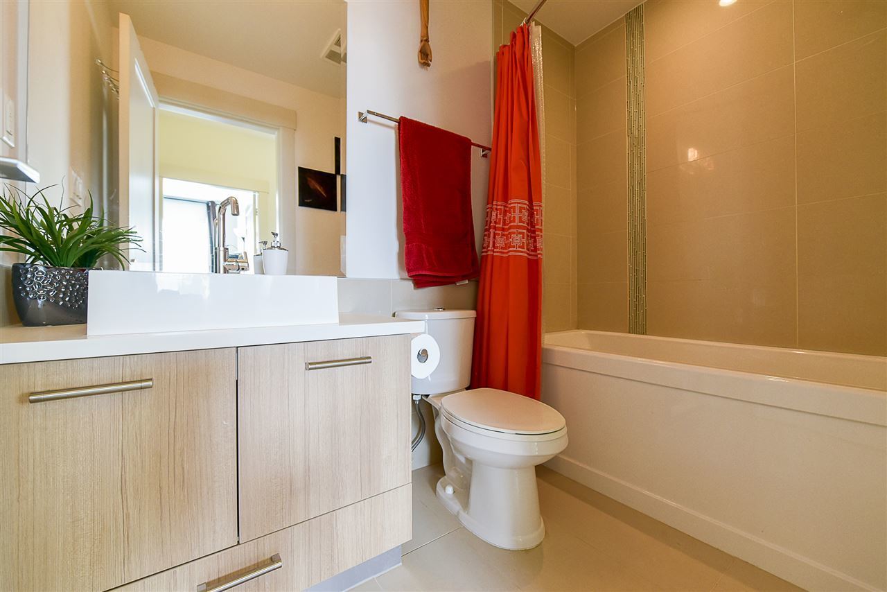 2214-kelly-avenue-central-pt-coquitlam-port-coquitlam-16 at 207 - 2214 Kelly Avenue, Central Pt Coquitlam, Port Coquitlam