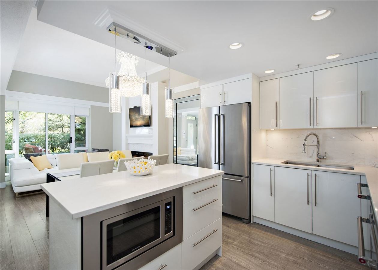 1033-marinaside-crescent-yaletown-vancouver-west-05 at 2J - 1033 Marinaside Crescent, Yaletown, Vancouver West