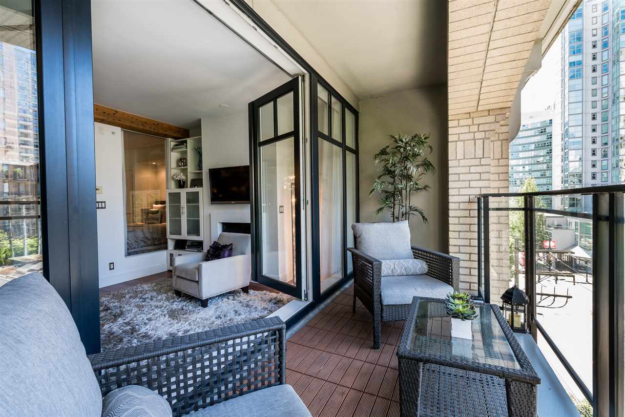 RARE Private Patio Exclusive to Higher-Level Building Units at 507 - 1275 Hamilton Street, Yaletown, Vancouver West