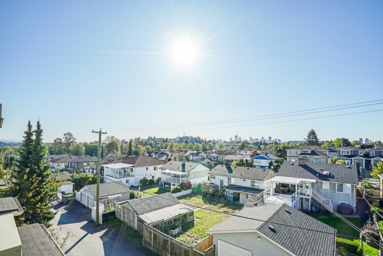 3788-laurel-street-burnaby-hospital-burnaby-south-18 at 10 - 3788 Laurel Street, Burnaby Hospital, Burnaby South