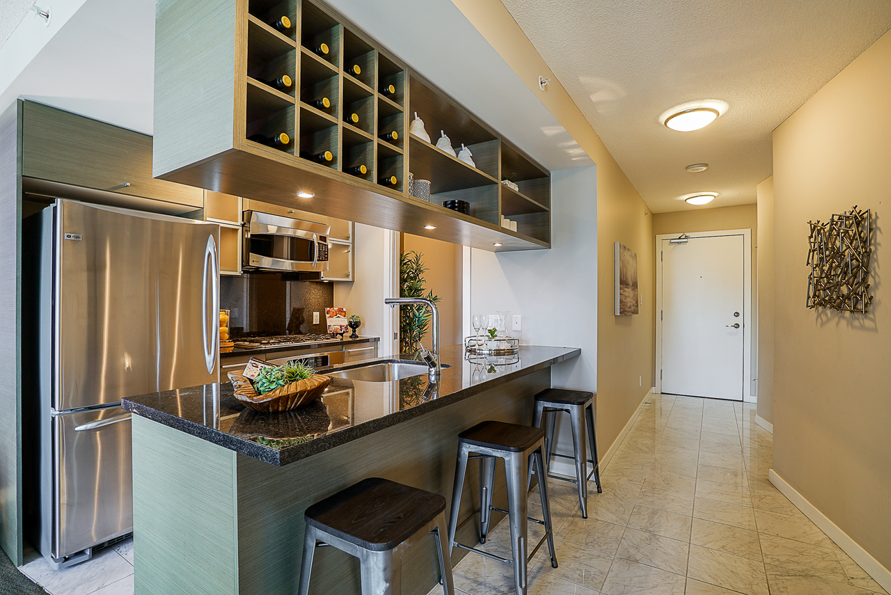 unit-1704-833-seymour-street-vancouver-7 at 1704 - 833 Seymour Street, Downtown VW, Vancouver West