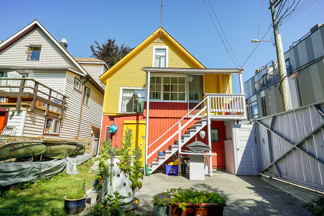 3145-st-george-street-vancouver-37 at 3145 St. George Street, Mount Pleasant VE, Vancouver East