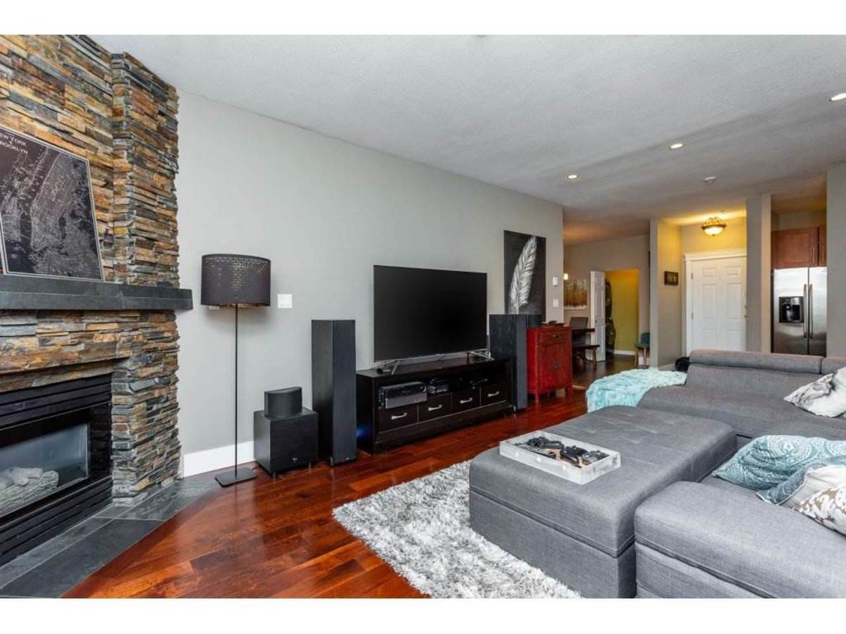 10665-139-street-whalley-north-surrey-03 at 106 - 10665 139 Street, Whalley, North Surrey