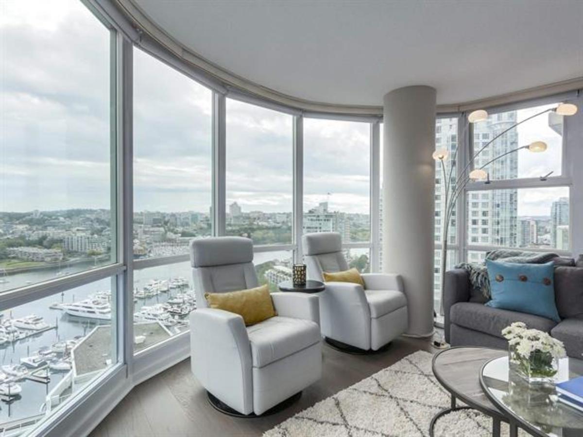 262338118-2 at 2508 - 193 Aquarius Mews, Yaletown, Vancouver West