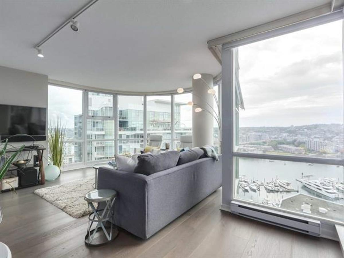 262338118-5 at 2508 - 193 Aquarius Mews, Yaletown, Vancouver West