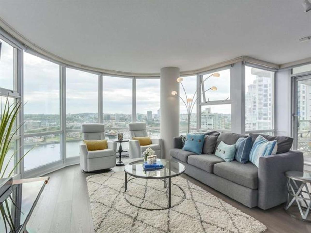 262338118 at 2508 - 193 Aquarius Mews, Yaletown, Vancouver West