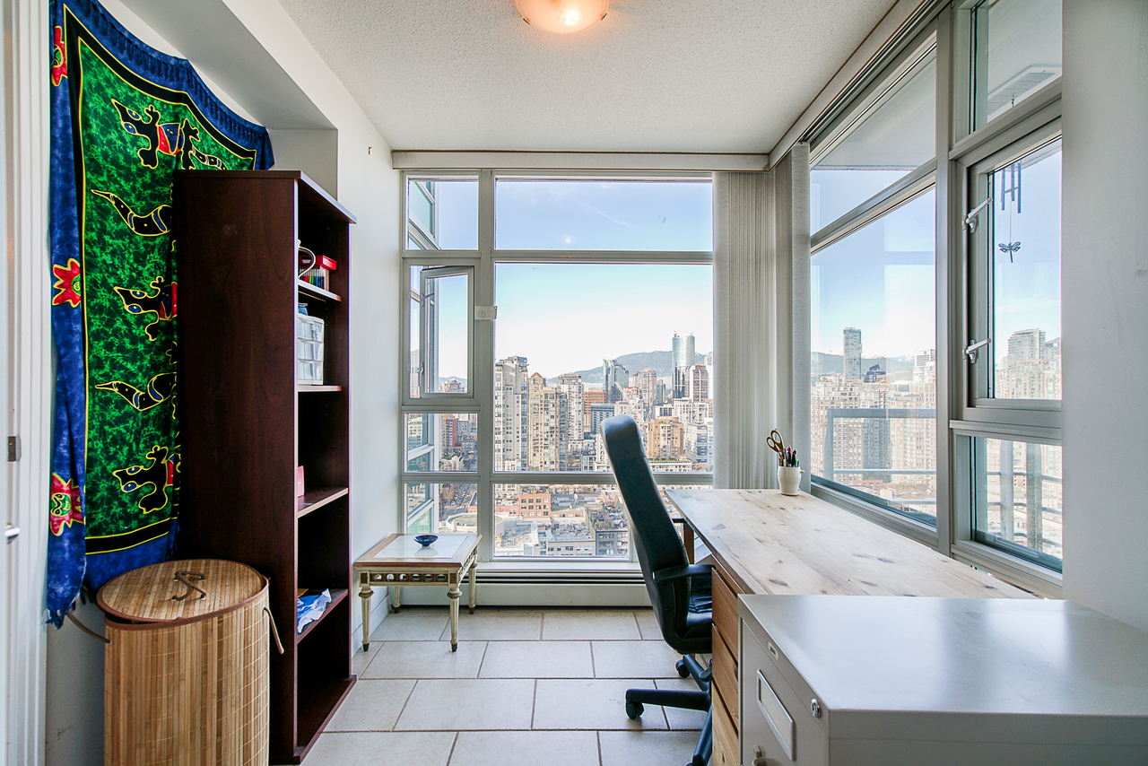 unit-3505-1199-marinaside-crescent-vancouver-24 at 3505 - 1199 Marinaside Crescent, Yaletown, Vancouver West