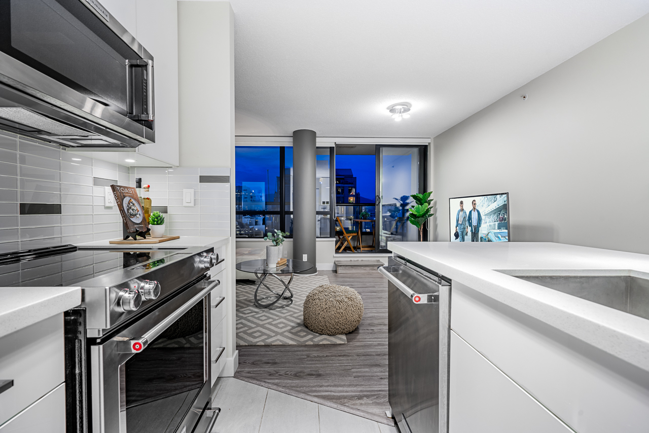 unit-2807-909-mainland-street-vancouver-9 at 2807 - 909 Mainland Street, Yaletown, Vancouver West