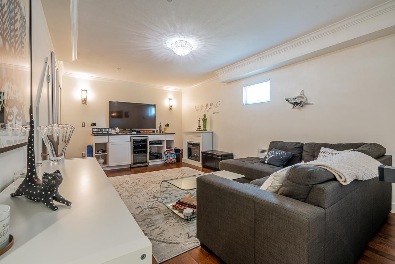 3788-laurel-street-burnaby-hospital-burnaby-south-20 at 12 - 3788 Laurel Street, Burnaby Hospital, Burnaby South