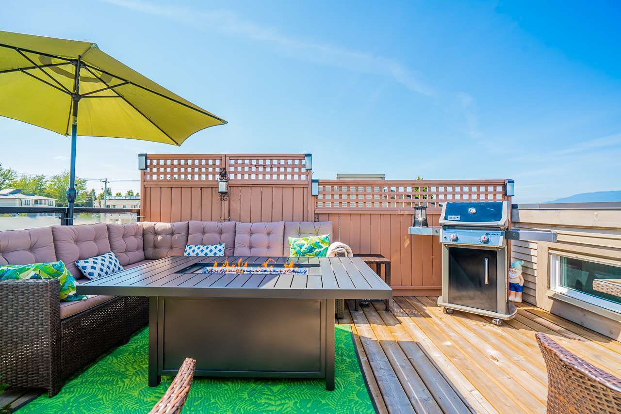 3788-laurel-street-burnaby-hospital-burnaby-south-22 at 12 - 3788 Laurel Street, Burnaby Hospital, Burnaby South