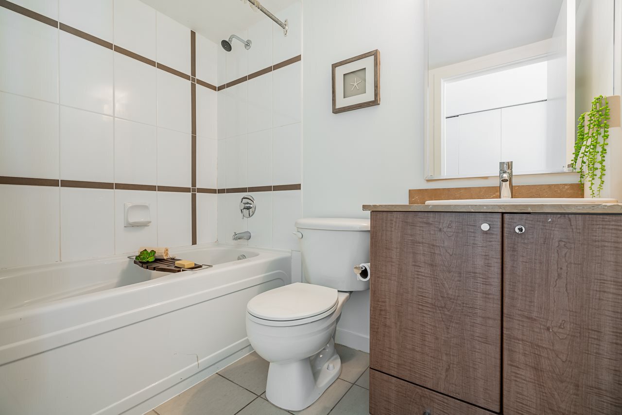 610-granville-street-downtown-vw-vancouver-west-17 at 910 - 610 Granville Street, Downtown VW, Vancouver West