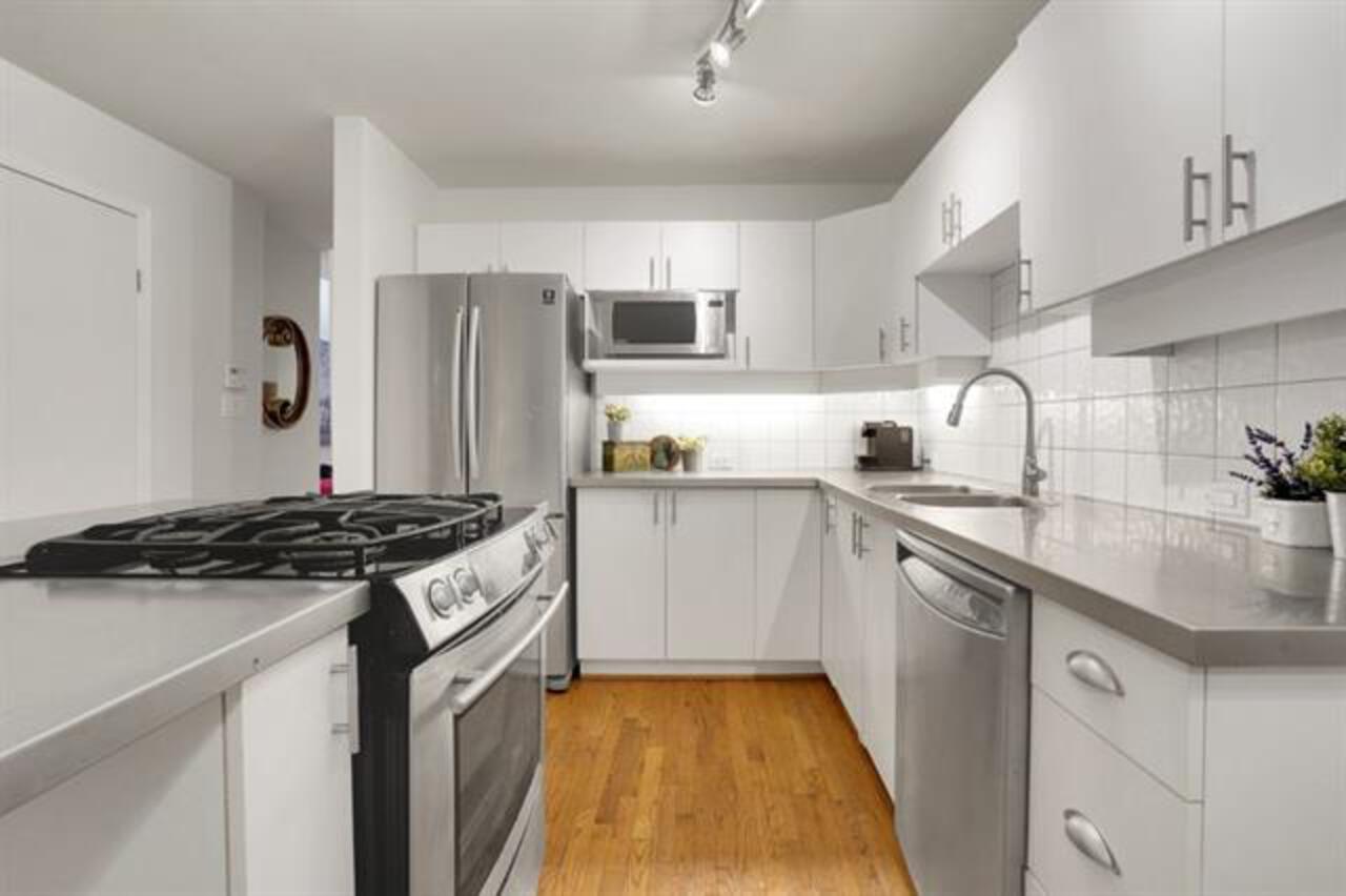 262555644-11 at 2987 W 5th Avenue, Kitsilano, Vancouver West