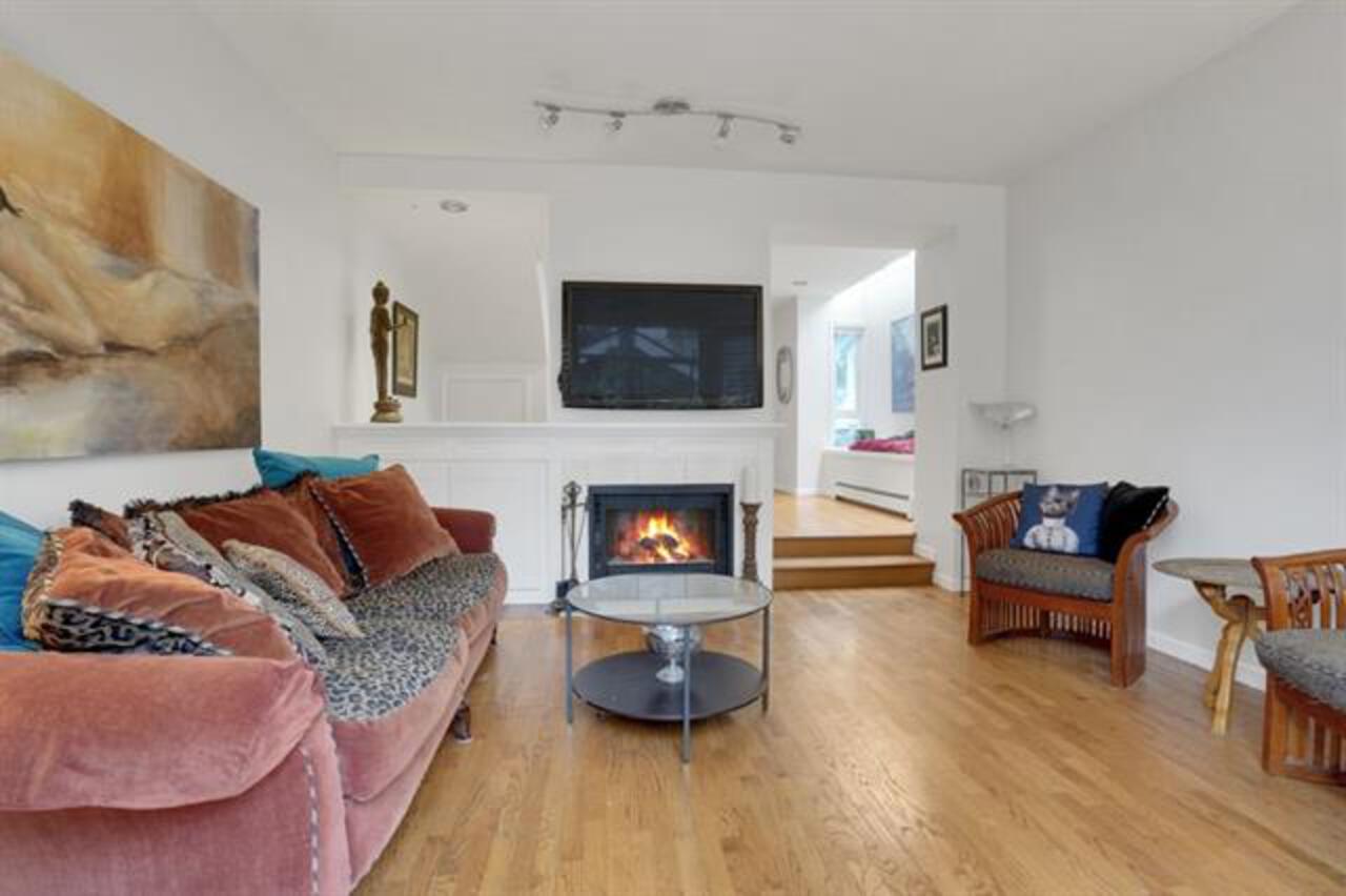 262555644-4 at 2987 W 5th Avenue, Kitsilano, Vancouver West