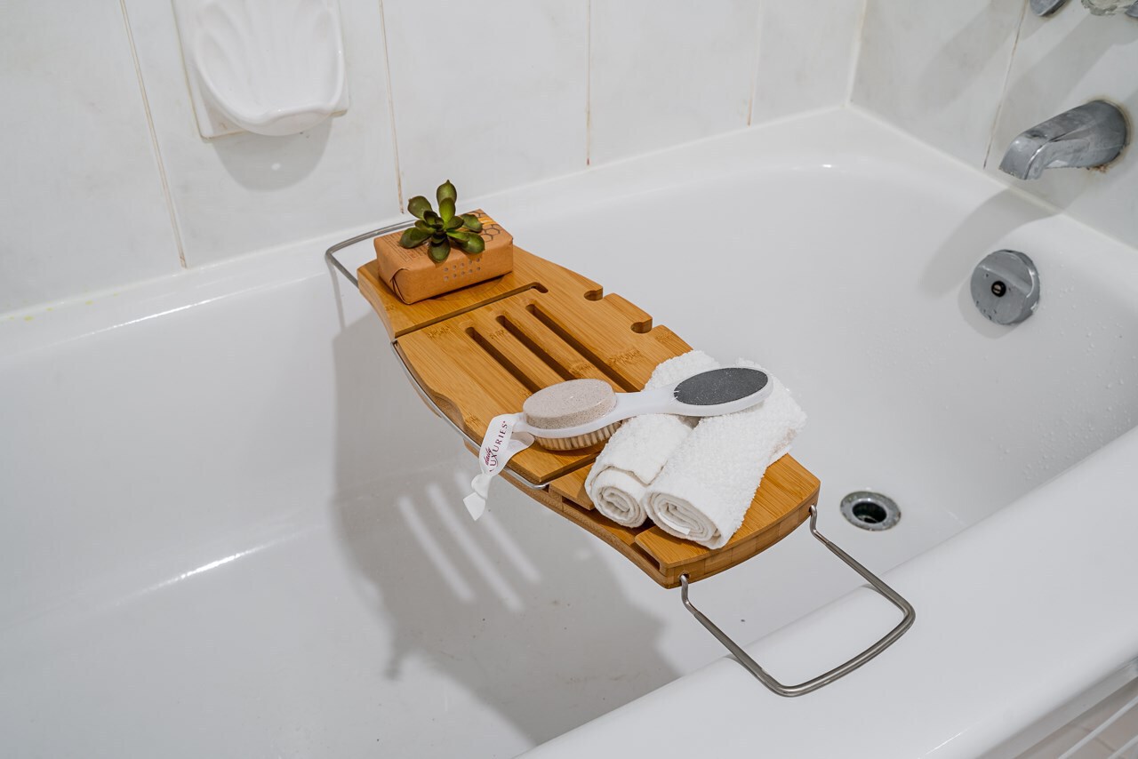 2016-fullerton-avenue-pemberton-nv-north-vancouver-13 at 1305 - 2016 Fullerton Avenue, Pemberton NV, North Vancouver