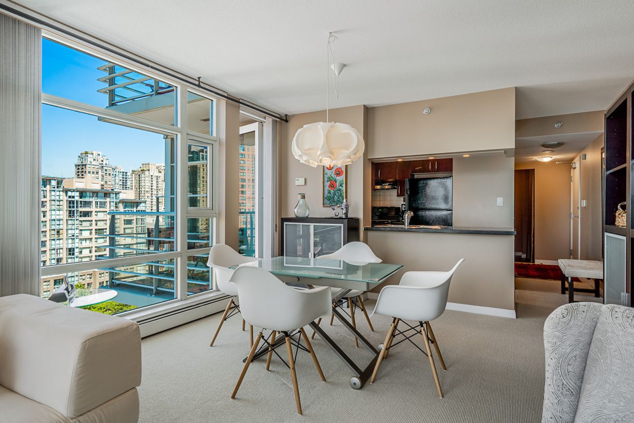 7-unit-1606-1199-marinaside-crescent-vancouver-12 at 1606 - 1199 Marinaside Crescent, Yaletown, Vancouver West