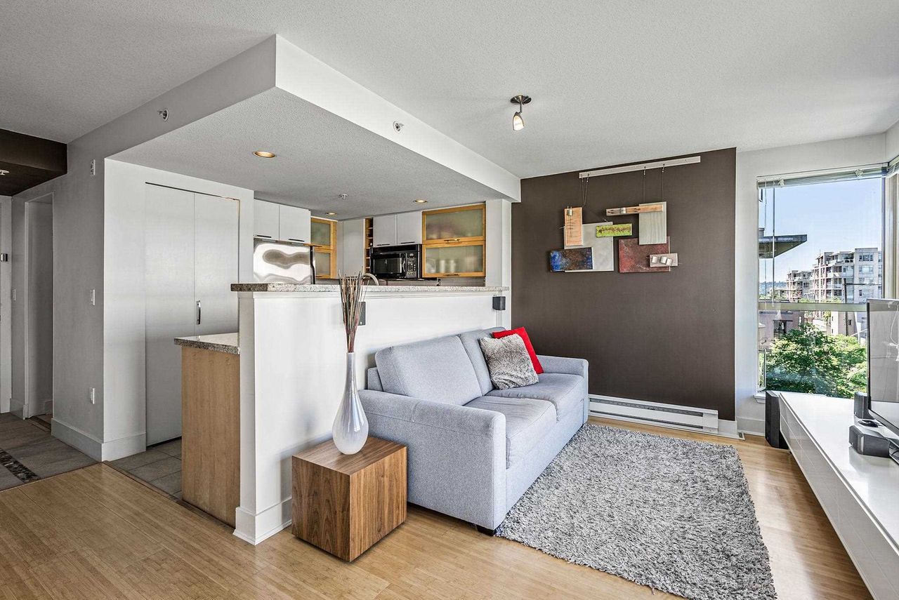 2137-w-10th-avenue-kitsilano-vancouver-west-02 at 607 - 2137 W 10th Avenue, Kitsilano, Vancouver West