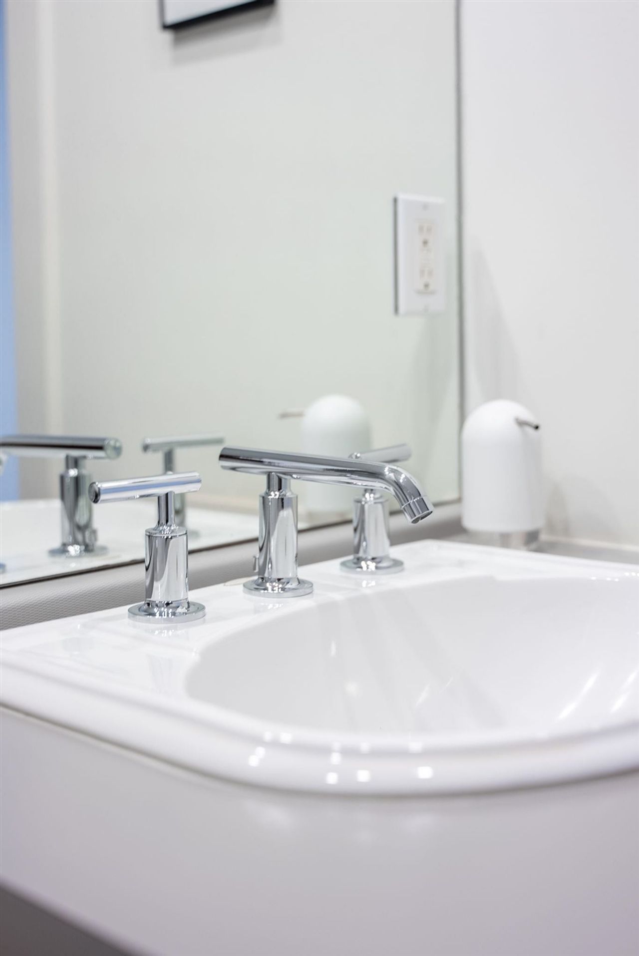 2137-w-10th-avenue-kitsilano-vancouver-west-21 at 607 - 2137 W 10th Avenue, Kitsilano, Vancouver West