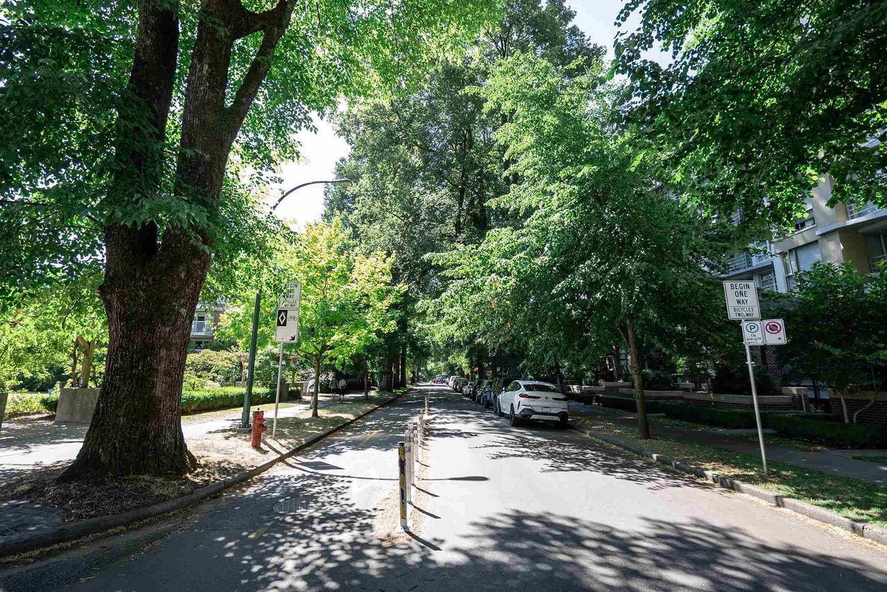 2137-w-10th-avenue-kitsilano-vancouver-west-27 at 607 - 2137 W 10th Avenue, Kitsilano, Vancouver West