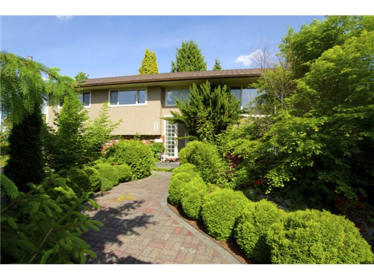 6689 Sumas at 6689 Sumas Drive , Parkcrest, Burnaby North