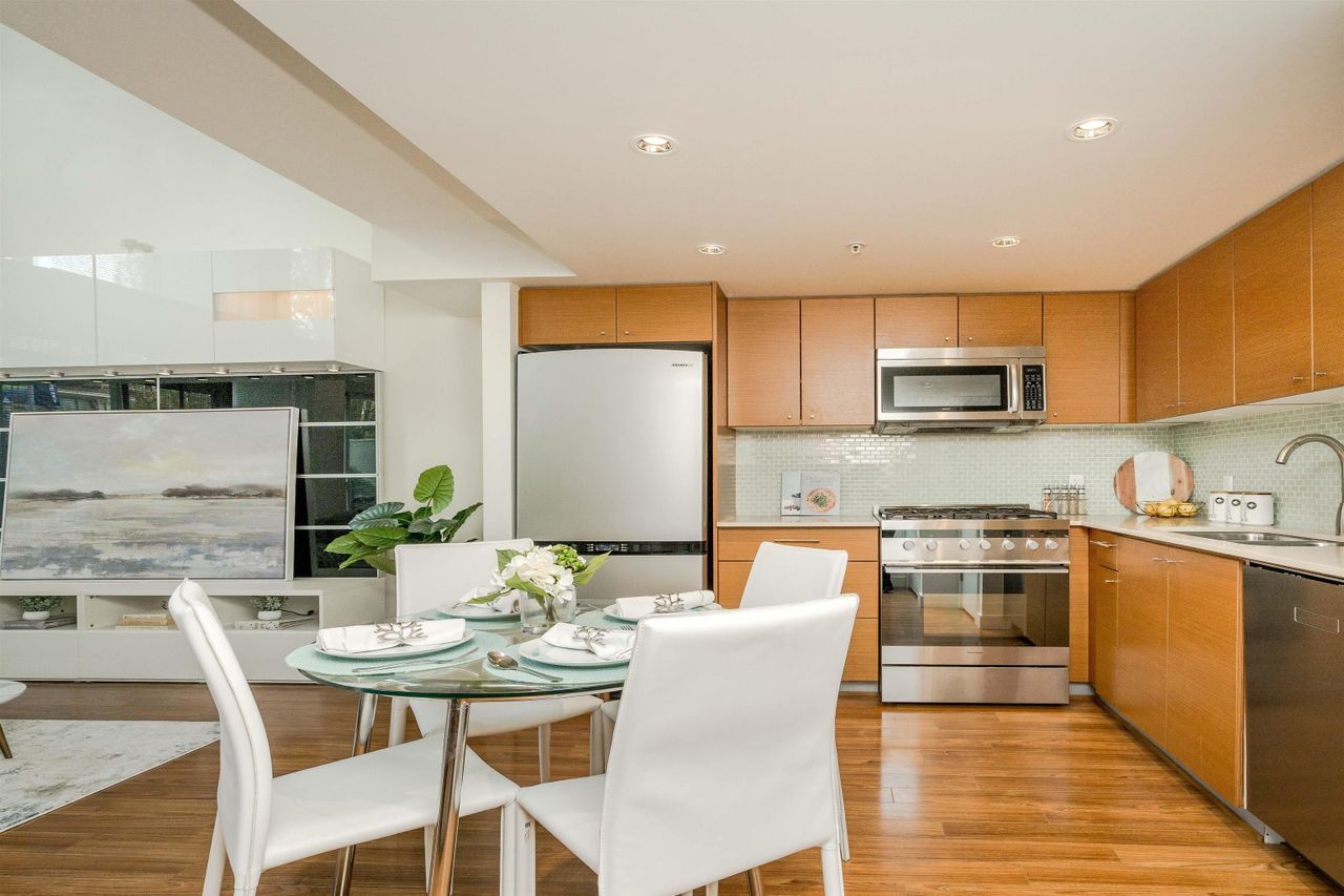 5908-alderbridge-way-brighouse-richmond-12 at 4 - 5908 Alderbridge Way, Brighouse, Richmond