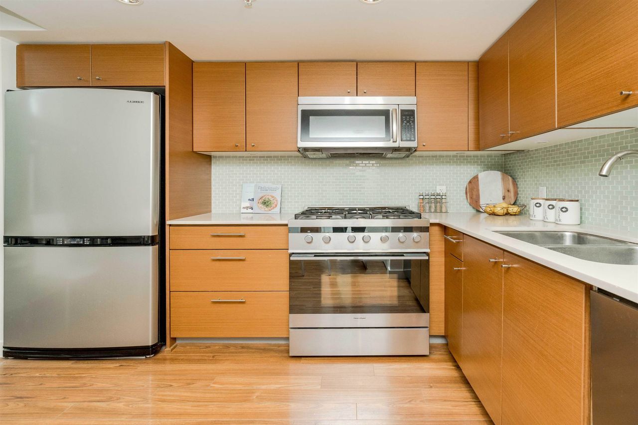 5908-alderbridge-way-brighouse-richmond-14 at 4 - 5908 Alderbridge Way, Brighouse, Richmond