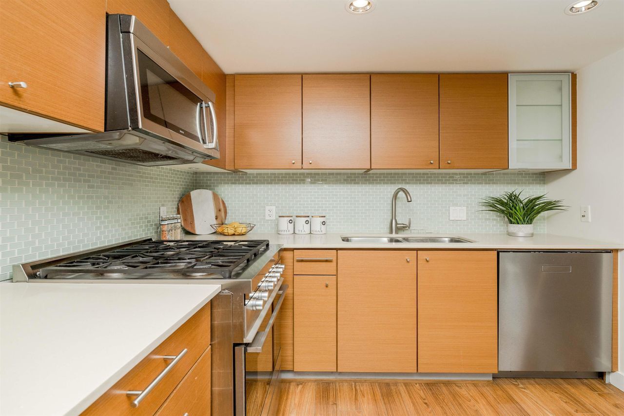 5908-alderbridge-way-brighouse-richmond-15 at 4 - 5908 Alderbridge Way, Brighouse, Richmond