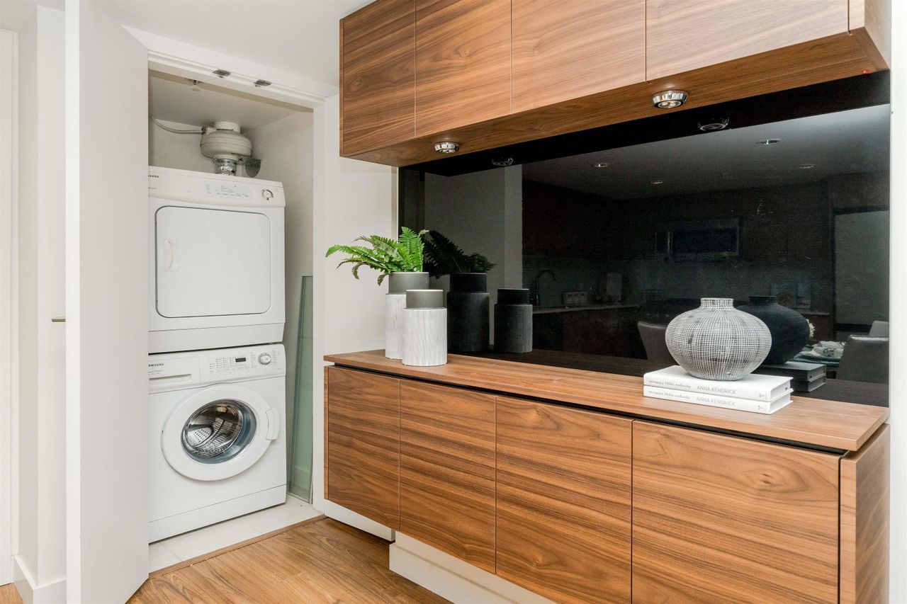 5908-alderbridge-way-brighouse-richmond-18 at 4 - 5908 Alderbridge Way, Brighouse, Richmond