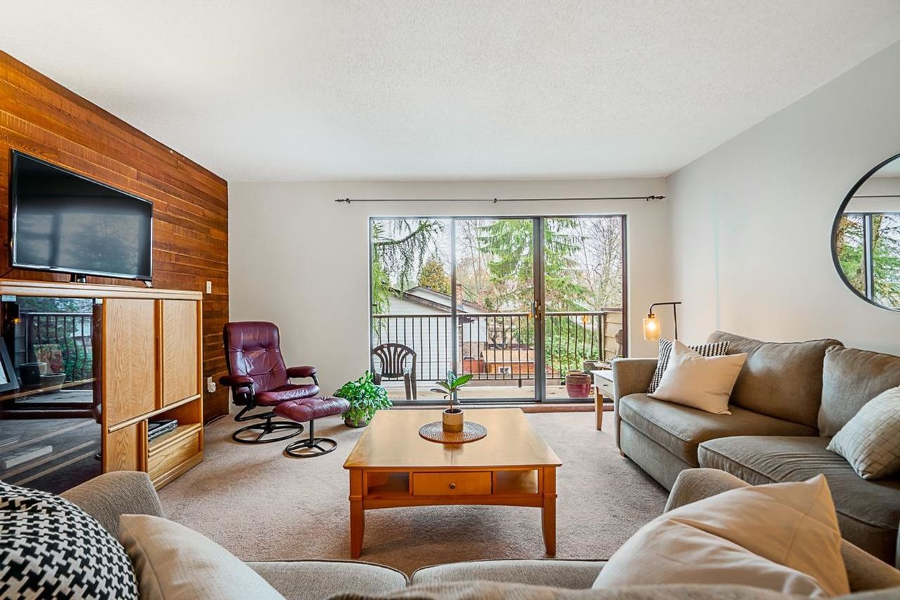 7426-138-street-east-newton-surrey-04 at 214 - 7426 138 Street, East Newton, Surrey