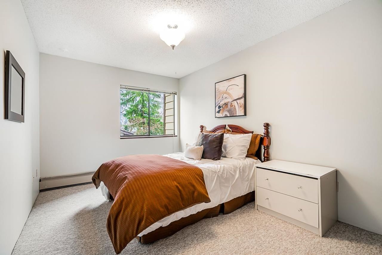 7426-138-street-east-newton-surrey-11 at 214 - 7426 138 Street, East Newton, Surrey