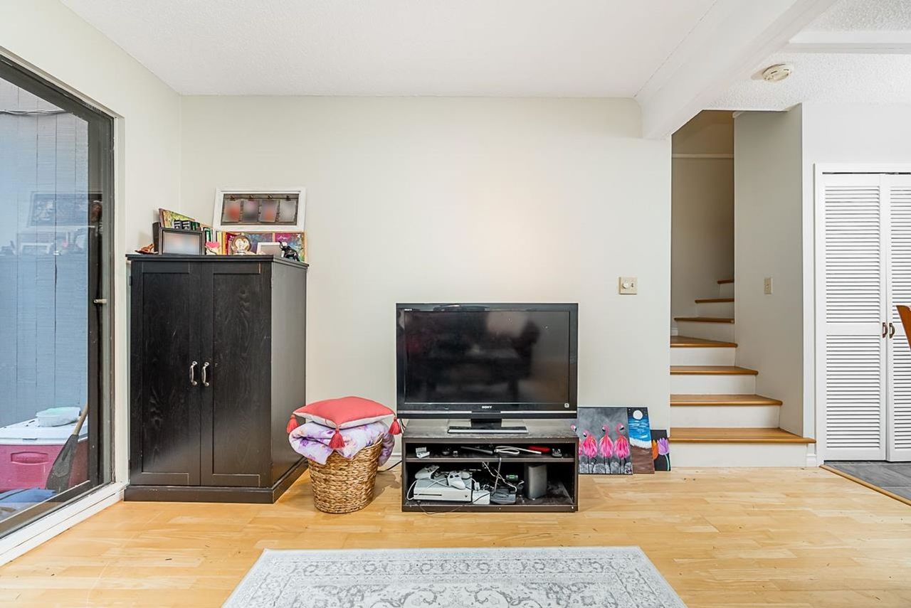 817-alexander-bay-north-shore-pt-moody-port-moody-10 at 817 Alexander Bay, North Shore Pt Moody, Port Moody