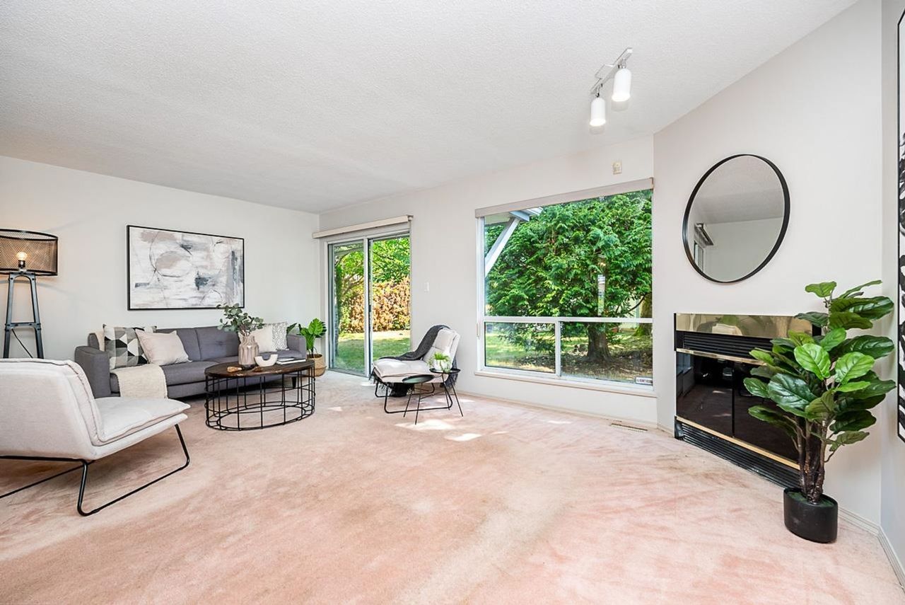 9978-151-street-guildford-north-surrey-03 at 113 - 9978 151 Street, Guildford, North Surrey