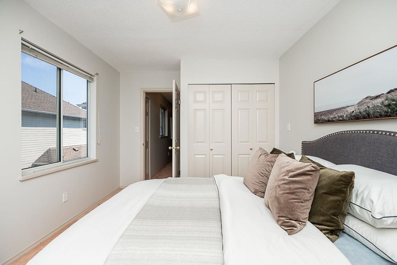 9978-151-street-guildford-north-surrey-20 at 113 - 9978 151 Street, Guildford, North Surrey