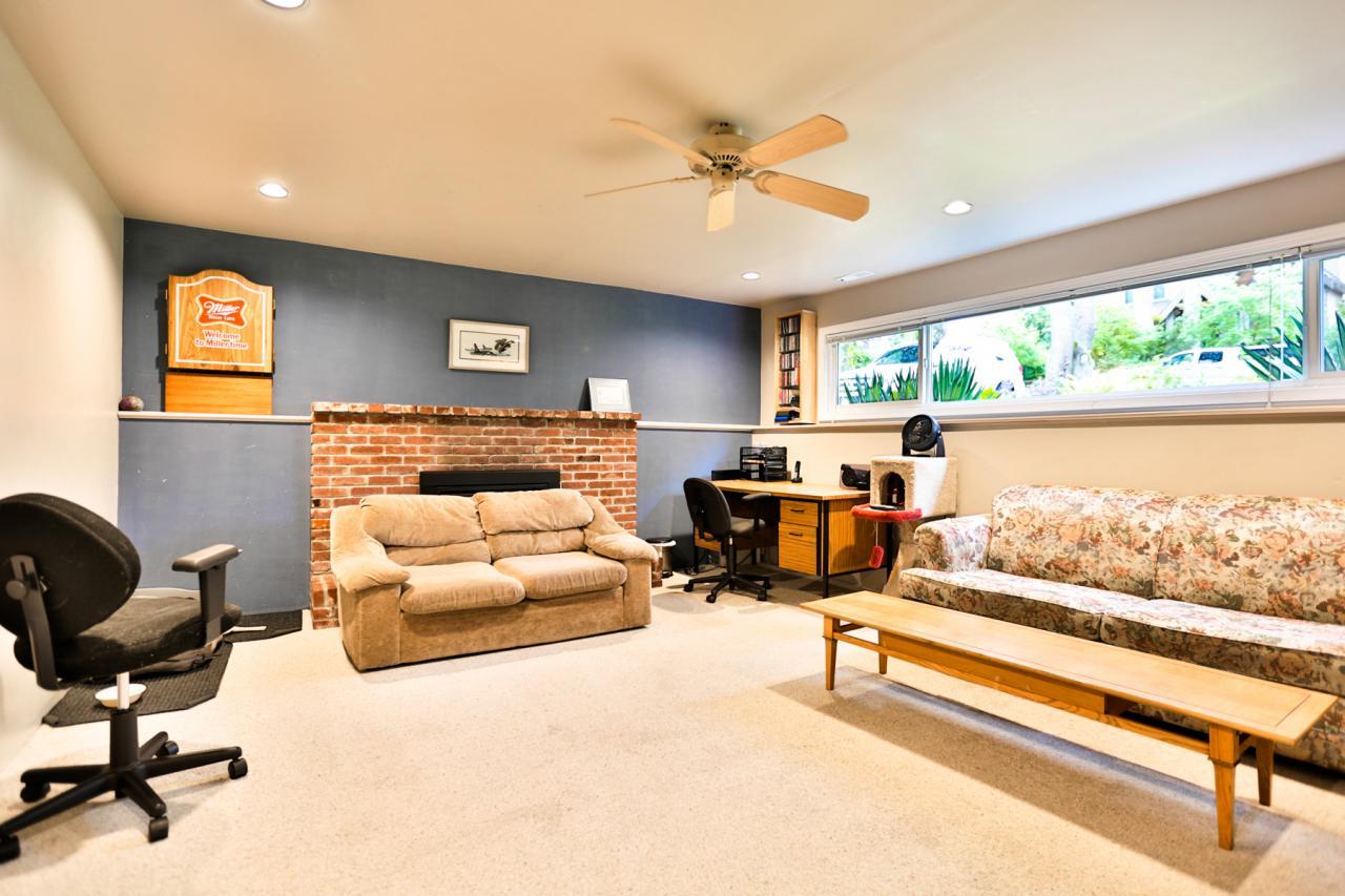 12567 26A Avenue-nomimalik:vancouver:realtor:homes- at 12567  Avenue, Crescent Bch Ocean Pk., South Surrey White Rock