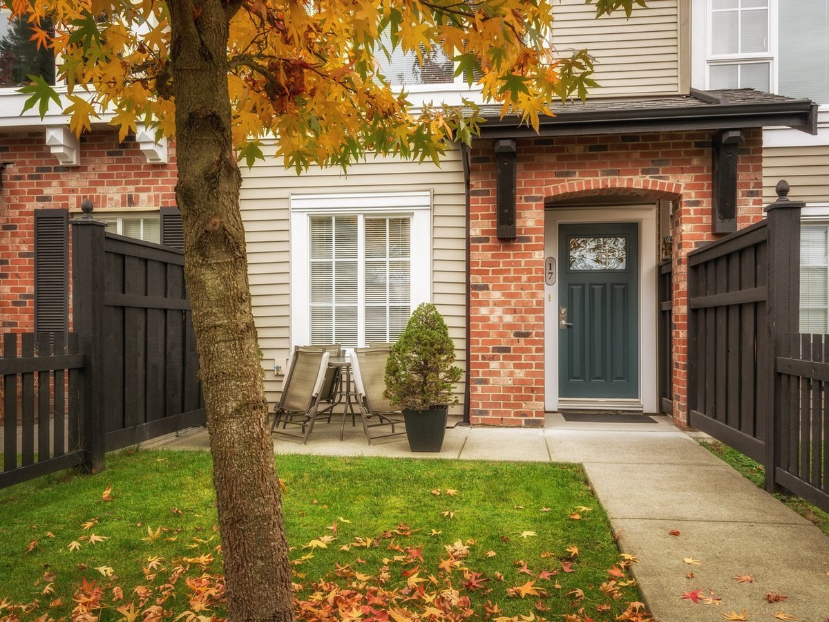 1 at 17 - 2450  Street, Grandview Surrey, South Surrey White Rock