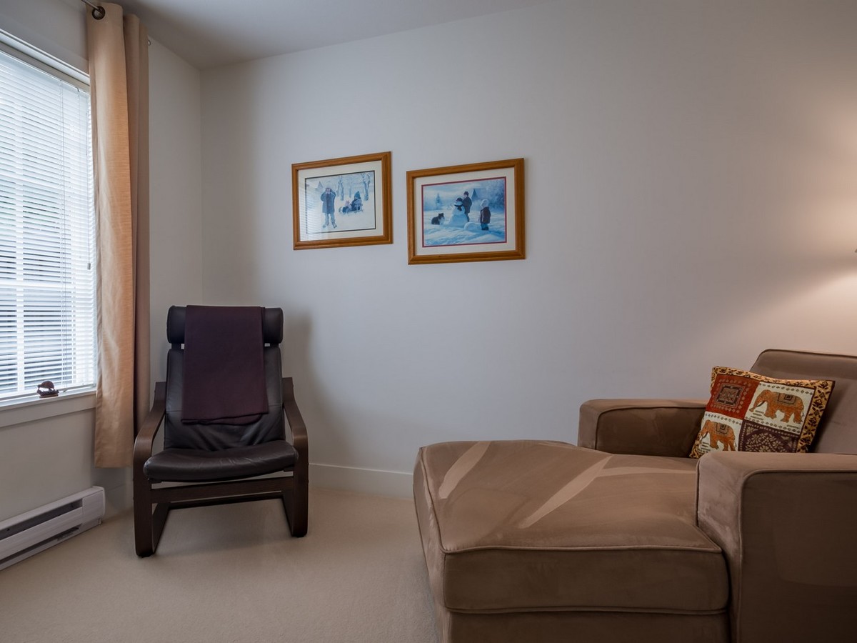 11 at 17 - 2450  Street, Grandview Surrey, South Surrey White Rock