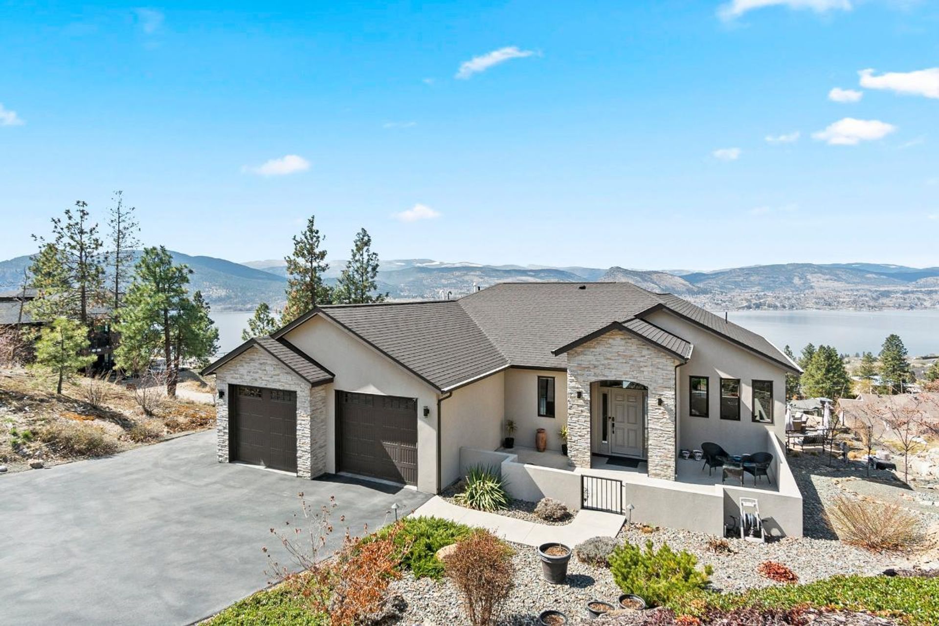 2715 Workman Place, Naramata  by Norm Davies Okanagan Real Estate 2715 Workman Place, Naramata