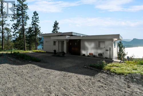 2401-workman-place-naramata-rural-naramata-12 at 2401 Workman Place, Naramata 2401-workman-place-naramata-rural-naramata-12 at 2401 Workman Place, Naramata