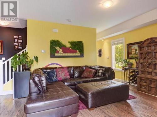 101-1096-fairview-road-pe-main-north-penticton-02 at 101 - 1096 Fairview Road, Main North, Penticton 101-1096-fairview-road-pe-main-north-penticton-02 at 101 - 1096 Fairview Road, Main North, Penticton