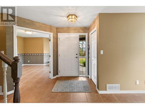 3281-juniper-drive-naramata-village-naramata-08 at 3281 Juniper Drive, Naramata Village, Naramata 3281-juniper-drive-naramata-village-naramata-08 at 3281 Juniper Drive, Naramata Village, Naramata