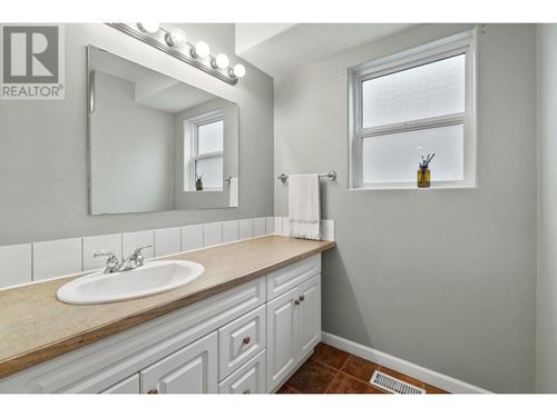 712-creekside-road-main-north-penticton-44 at 712 Creekside Road, Main North, Penticton 712-creekside-road-main-north-penticton-44 at 712 Creekside Road, Main North, Penticton