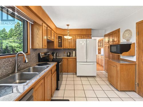 3025-naramata-road-naramata-rural-naramata-20 at 3025 Naramata Road, Naramata 3025-naramata-road-naramata-rural-naramata-20 at 3025 Naramata Road, Naramata