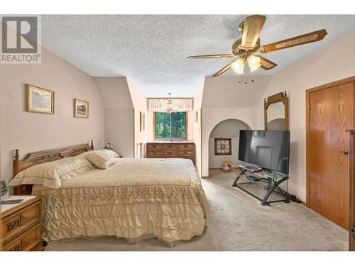 3025-naramata-road-naramata-rural-naramata-33 at 3025 Naramata Road, Naramata 3025-naramata-road-naramata-rural-naramata-33 at 3025 Naramata Road, Naramata