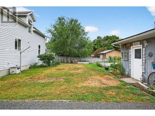 735-robinson-avenue-naramata-village-naramata-45 at 735 Robinson Avenue, Naramata Village, Naramata 735-robinson-avenue-naramata-village-naramata-45 at 735 Robinson Avenue, Naramata Village, Naramata