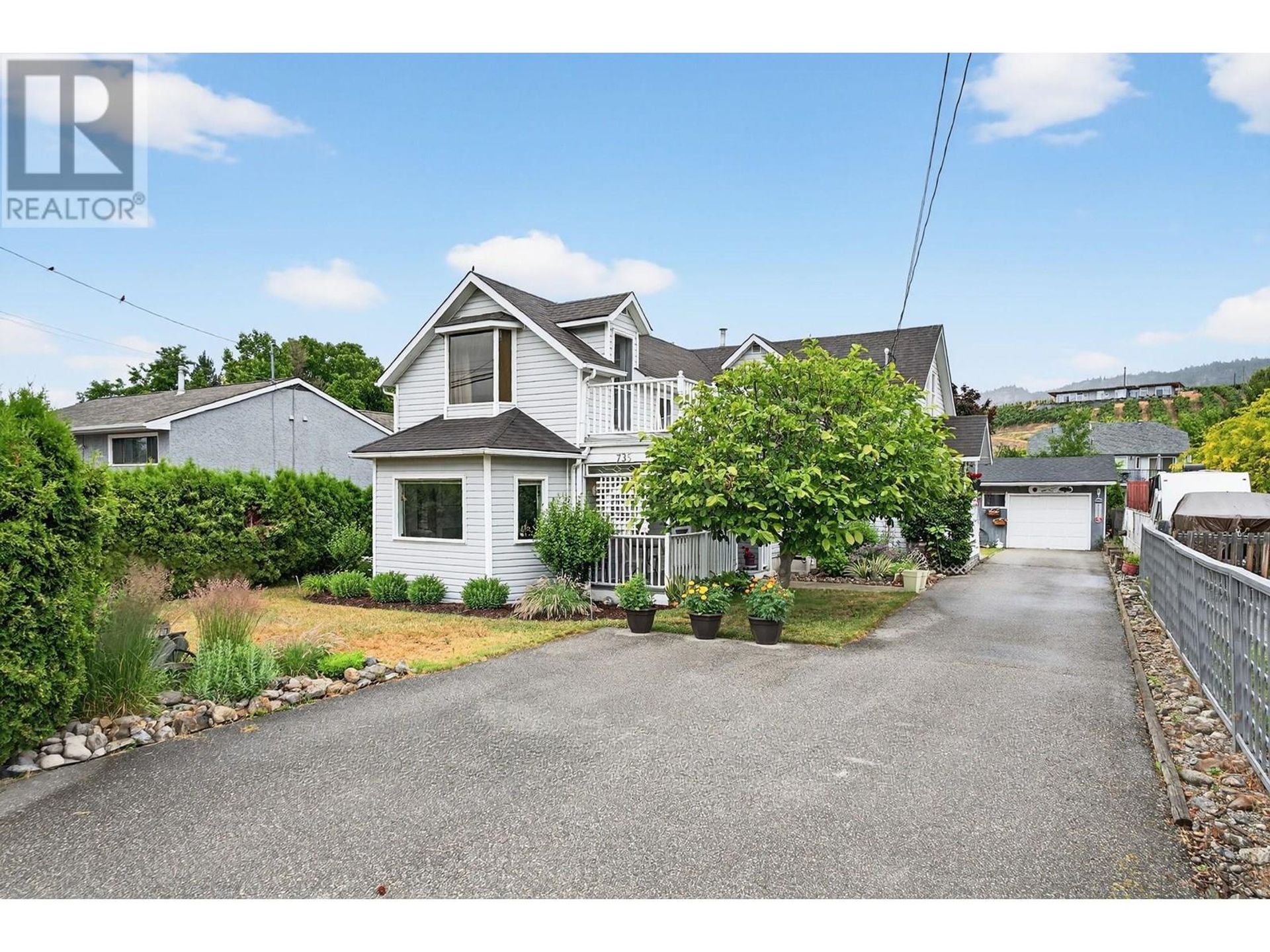 735 Robinson Avenue, Naramata Village, Naramata 