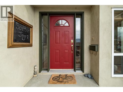 712-creekside-road-main-north-penticton-08 at 712 Creekside Road, Main North, Penticton 712-creekside-road-main-north-penticton-08 at 712 Creekside Road, Main North, Penticton