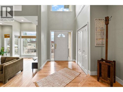 712-creekside-road-main-north-penticton-09 at 712 Creekside Road, Main North, Penticton